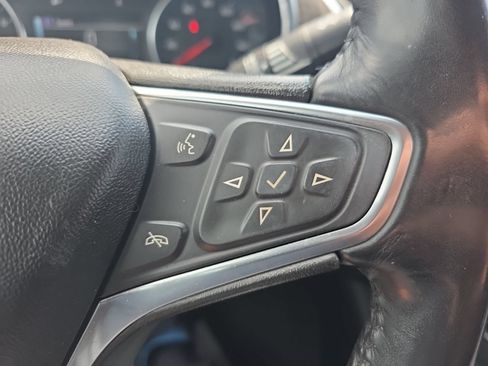 Used 2018 Chevrolet Malibu LT FWD image 15