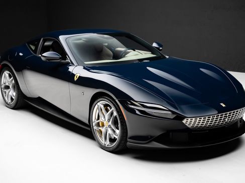 Used 2023 Ferrari Roma RWD image 42