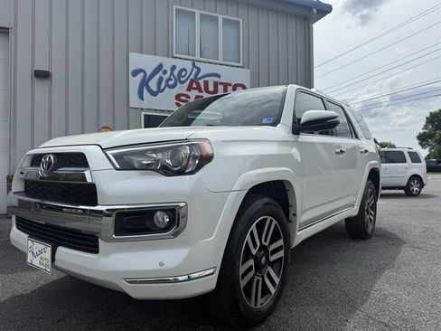 Used 2018 Toyota 4Runner Limited AWD/4WD image 1