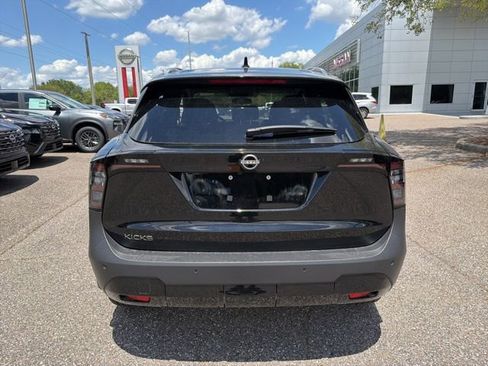 New 2026 Nissan Kicks SV FWD image 4