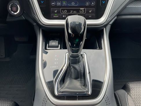 Used 2025 Subaru Outback Premium image 23