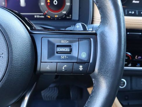 Used 2021 Nissan Rogue Platinum AWD/4WD image 24