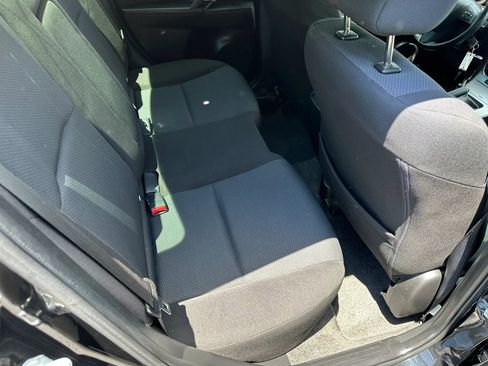 Used 2011 MAZDA MAZDA3 i Touring FWD image 14