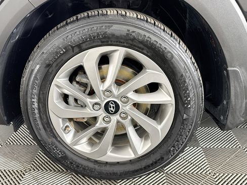 Used 2017 Hyundai Tucson SE image 66