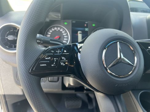 New 2025 Mercedes-Benz Sprinter 2500 image 20