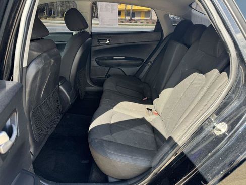 Used 2019 Kia Optima LX image 10