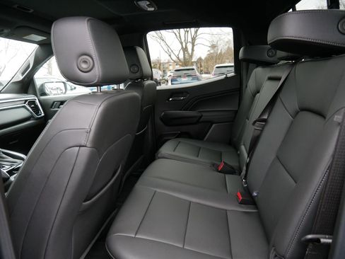 New 2025 GMC Canyon Elevation w/ Convenience Package image 5