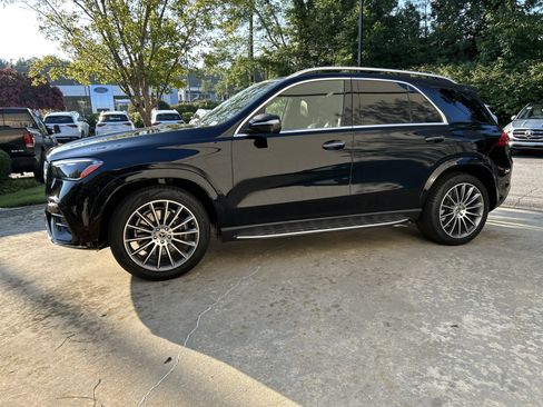 Certified 2025 Mercedes-Benz GLE 450e 4MATIC image 22