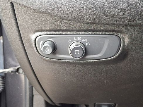 Used 2022 Chevrolet Equinox LT AWD/4WD image 24