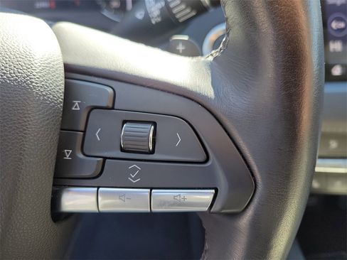 Used 2023 Cadillac XT4 Premium Luxury image 31