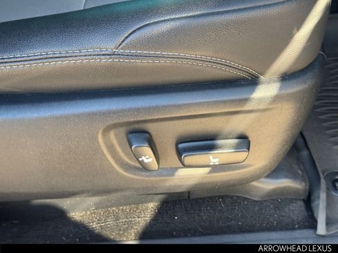 Used 2022 Toyota 4Runner SR5 Premium image 13