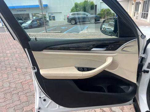 Used 2019 BMW X3 xDrive30i w/ Premium Package AWD/4WD image 10