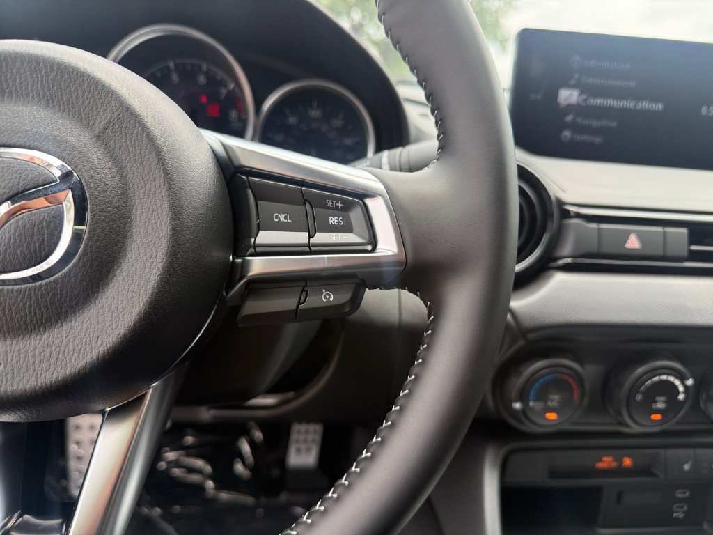 New 2026 MAZDA MX-5 Miata Club w/ Interior Package RWD image 23