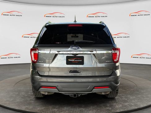 Used 2019 Ford Explorer XLT w/ Equipment Group 201A AWD/4WD image 9
