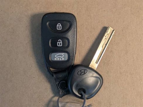 Used 2014 Hyundai Elantra GT image 28