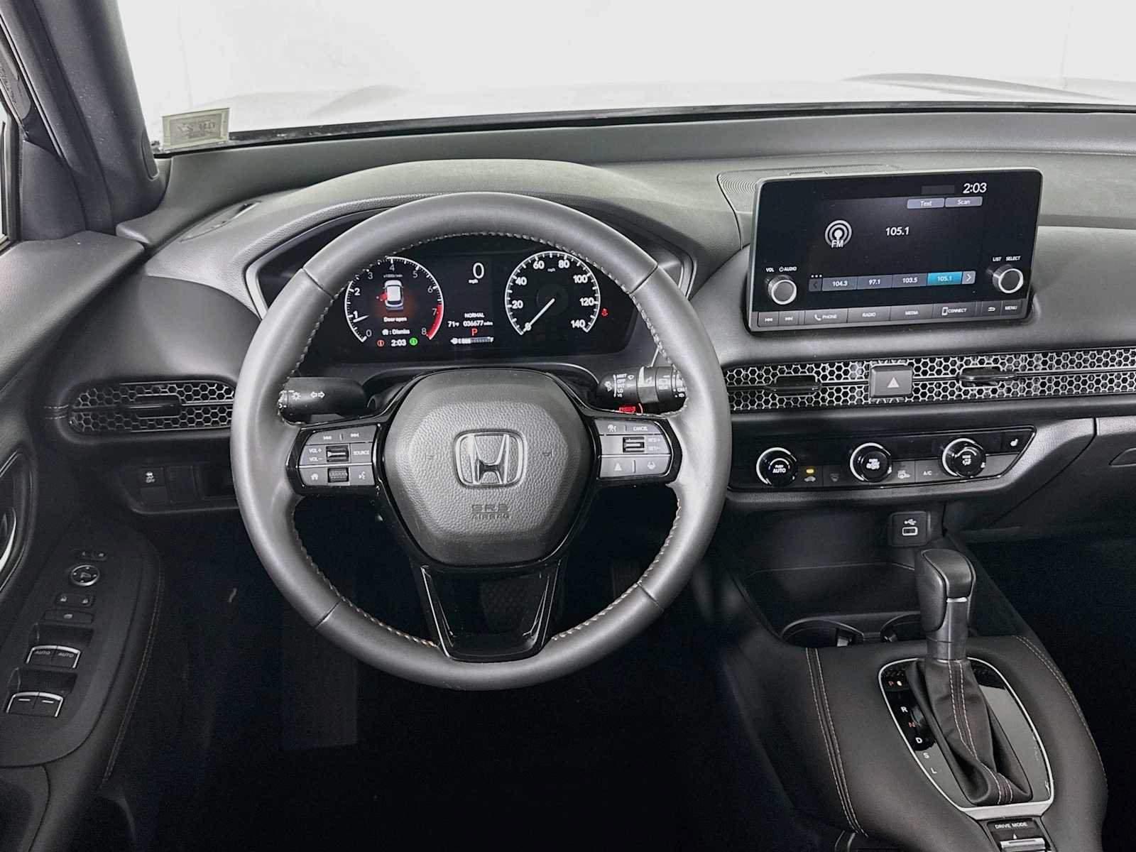 Used 2023 Honda HR-V Sport image 8