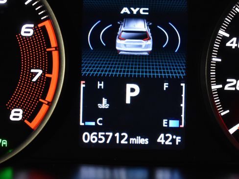 Used 2022 Mitsubishi Eclipse Cross SE image 36