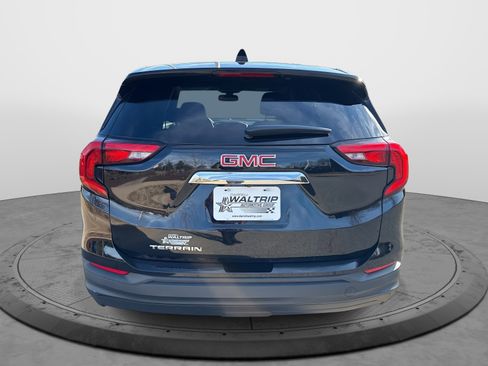 Used 2018 GMC Terrain SLE image 7