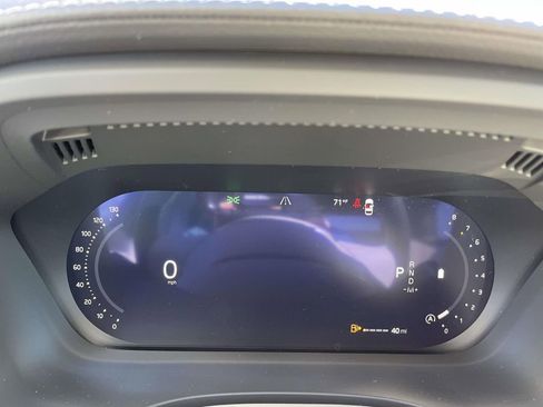 New 2026 Volvo XC60 B5 Ultra w/ Protection Package Premier image 12