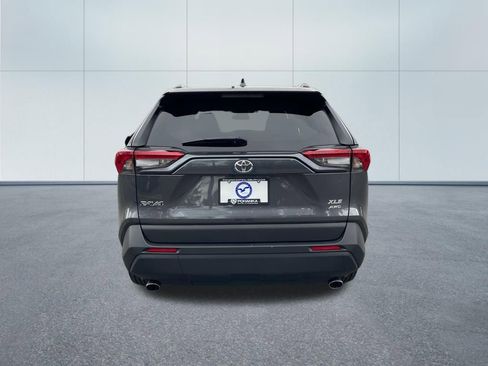 Used 2025 Toyota RAV4 XLE w/ Convenience Package image 6