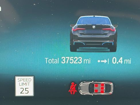 Used 2023 BMW i4 eDrive35 image 35