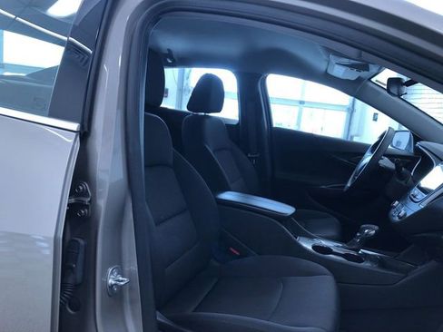 Used 2024 Chevrolet Malibu LT image 23