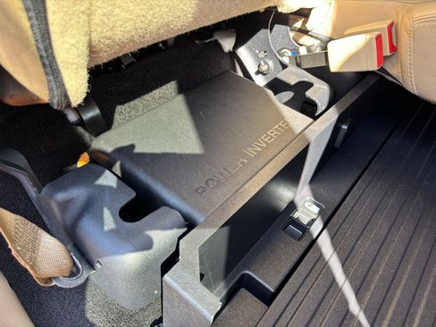 Used 2019 Ford F250 Lariat w/ Chrome Package image 28