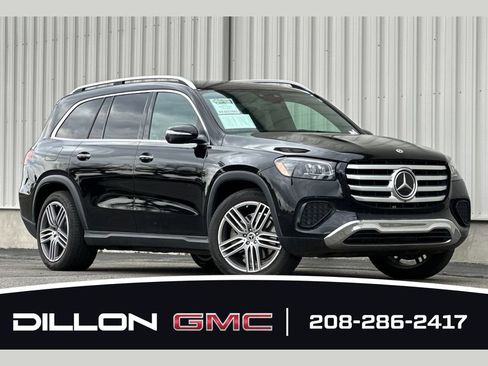 Used 2024 Mercedes-Benz GLS 450 4MATIC image 1