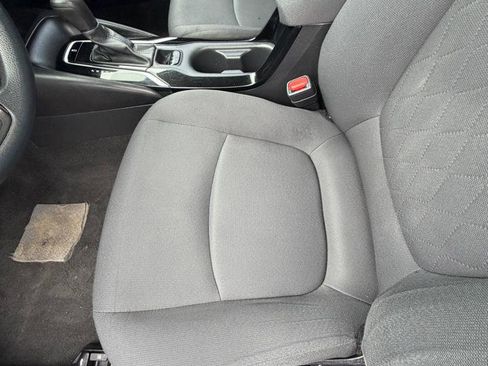 Used 2021 Toyota Corolla LE FWD image 10