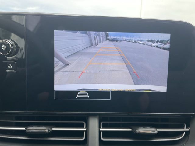 Used 2026 Chevrolet Trax LS FWD image 17