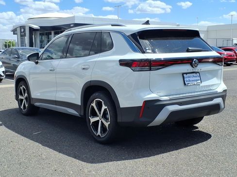 New 2026 Volkswagen Tiguan SE image 5