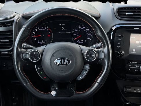Used 2019 Kia Soul ! FWD image 18