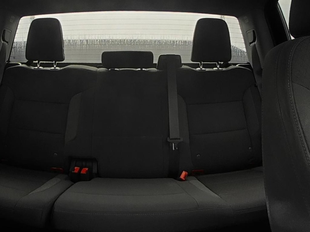 Used 2024 Chevrolet Silverado 1500 Custom RWD image 10