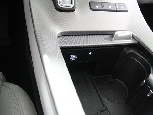 Used 2022 Hyundai Palisade SEL w/ Premium Package image 17