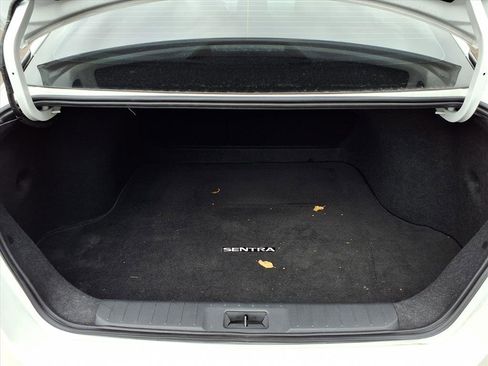 Used 2025 Nissan Sentra SV image 26