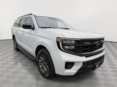 Certified 2025 Ford Expedition Max Active image 5