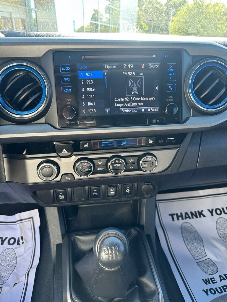 Used 2016 Toyota Tacoma TRD Sport w/ Premium & Technology Package AWD/4WD image 7