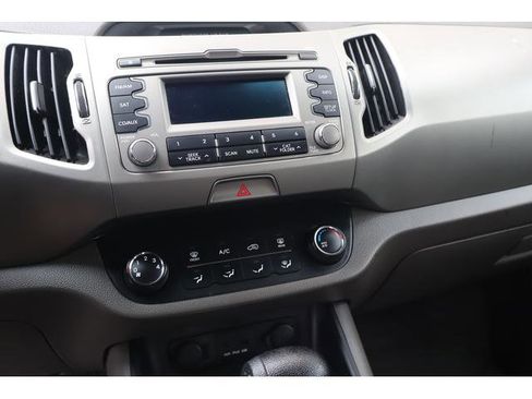 Used 2011 Kia Sportage LX w/ Convenience Pkg image 14