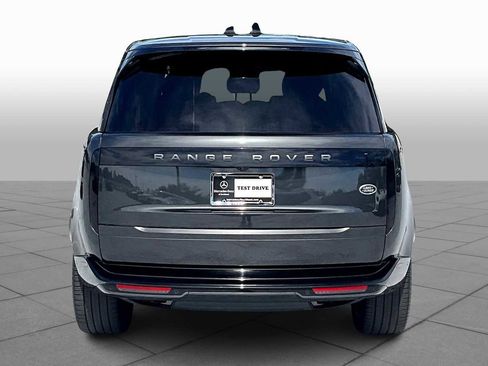 Used 2023 Land Rover Range Rover Long Wheelbase SE image 7