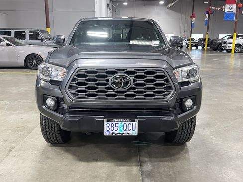 Used 2023 Toyota Tacoma TRD Off-Road image 8