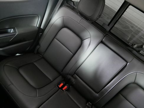 Used 2022 Chevrolet Colorado ZR2 image 12