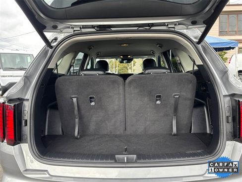 Used 2023 Kia Sorento EX image 27