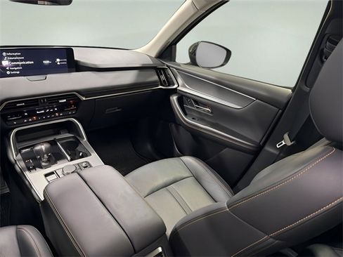 Used 2025 MAZDA CX-90 3.3 Turbo w/ Preferred Package image 26