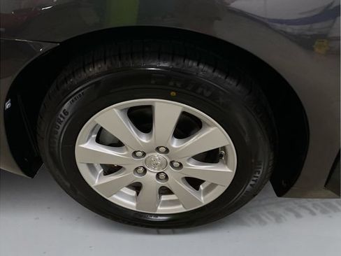 Used 2007 Toyota Camry XLE FWD image 20