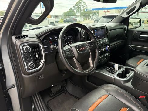 Used 2022 GMC Sierra 1500 AT4 w/ AT4 Premium Package AWD/4WD image 16