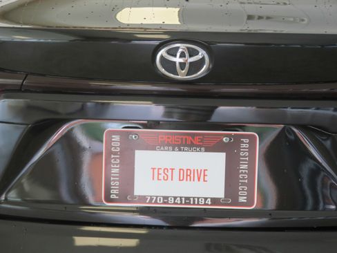 Used 2021 Toyota Corolla LE FWD image 59