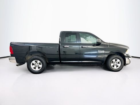 Used 2017 RAM 1500 Classic SLT AWD/4WD image 10