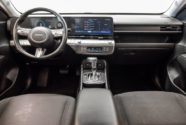 Used 2025 Hyundai Kona SEL AWD/4WD image 27