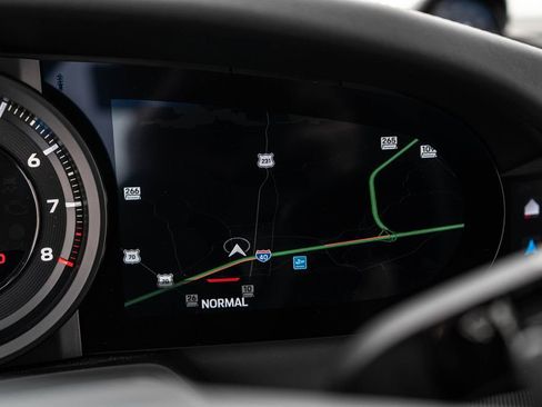 Used 2024 Porsche 911 Carrera w/ Premium Package image 41