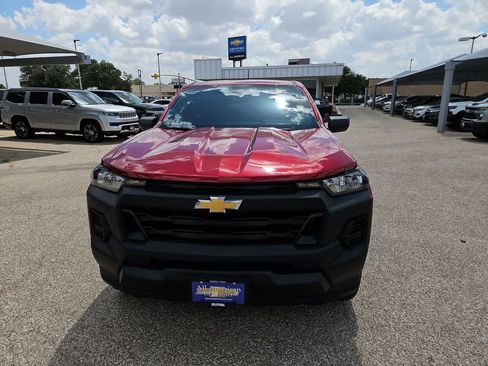 Used 2024 Chevrolet Colorado W/T AWD/4WD image 3